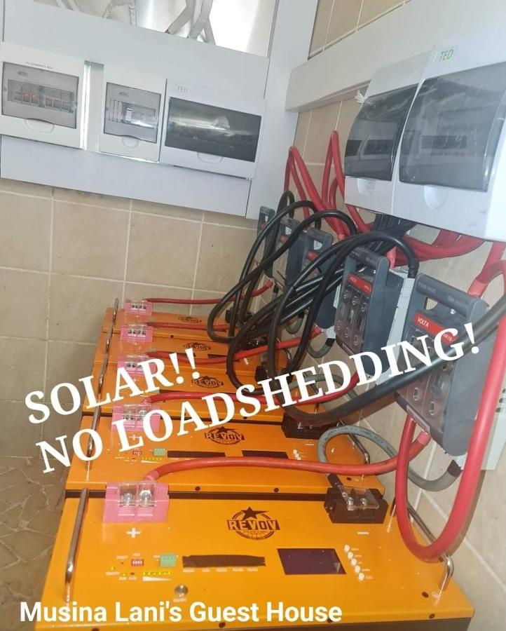 Lani'S Guest House - No Loadshedding Musina Exterior photo