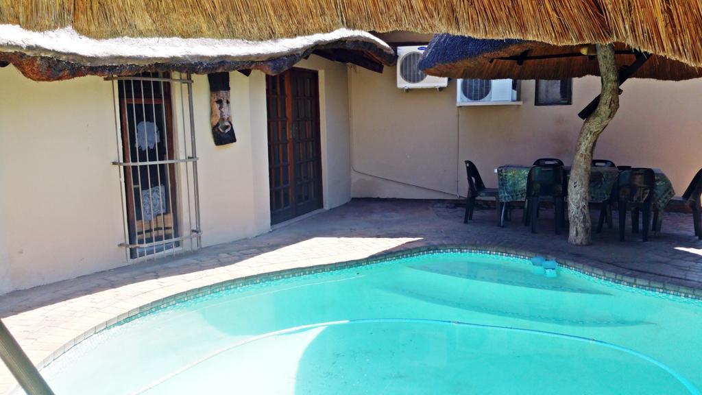 Lani'S Guest House - No Loadshedding Musina Exterior photo